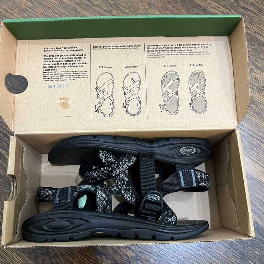 Chaco ZVOLV sandals size 5 brand new hiking outdoor water